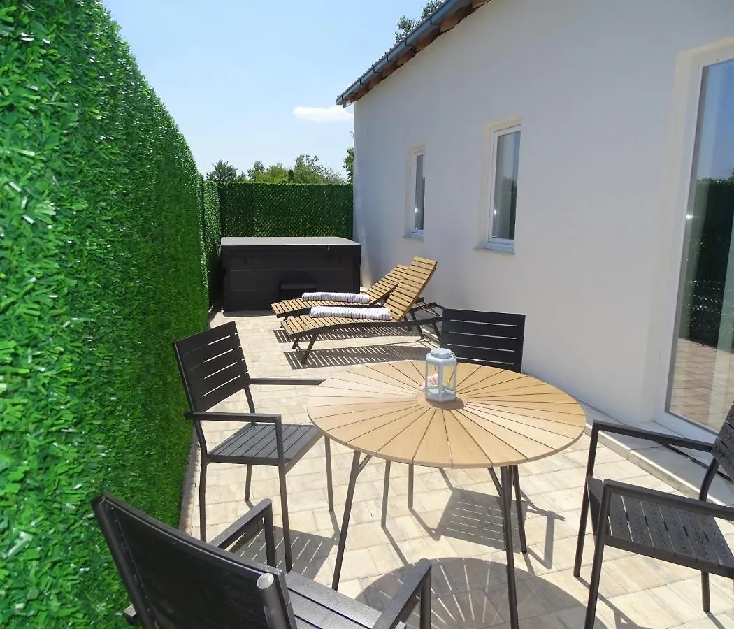 Holiday House Parancin Stankovci  Holiday home Stankovci (Zadar)